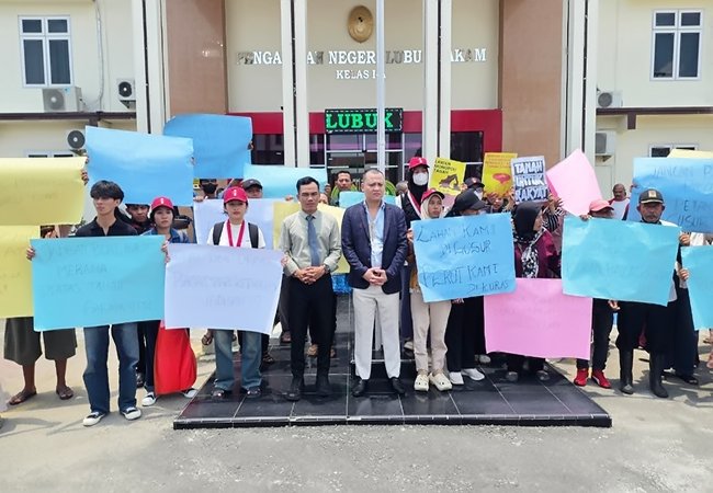 Dituding Serobot Lahan, PTPN I dan Kodaeral Digugat 54 Warga